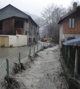 Crue Ruisseau de Saint Vital décembre 2011